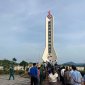 Ủy ban nhân dân xã Điền Trung dâng hương tưởng niệm các anh hùng liệt sĩ tại Đài tưởng niệm các anh hùng liệt sĩ xã Điền Trung